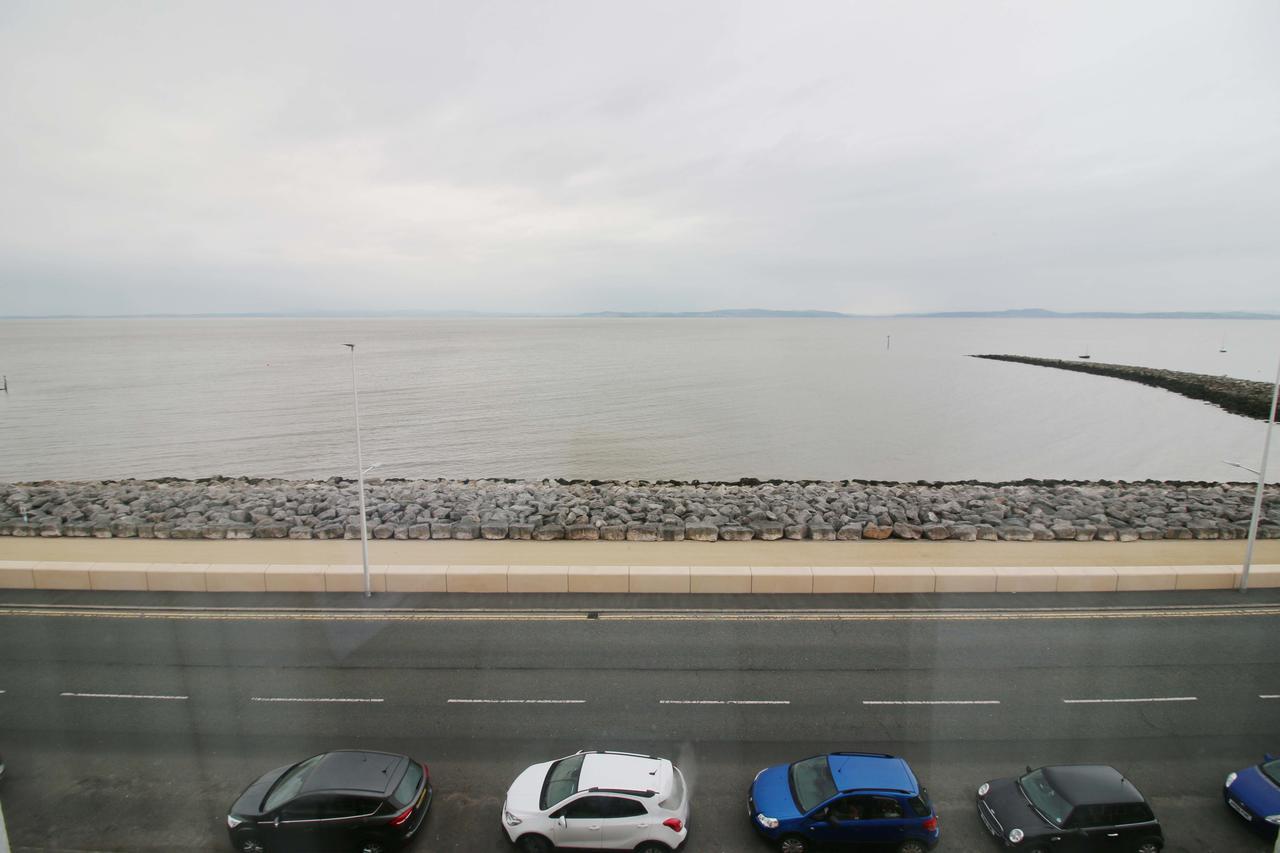 Shipping Lanes Hotel Morecambe Exteriör bild